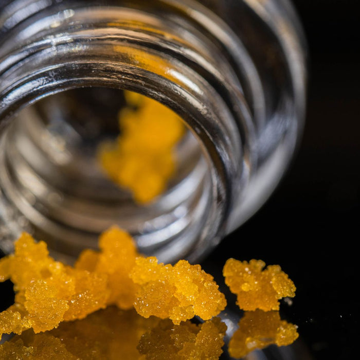 Exploring the Different Delta-8 Concentrates: Oils, Tinctures, and Edibles