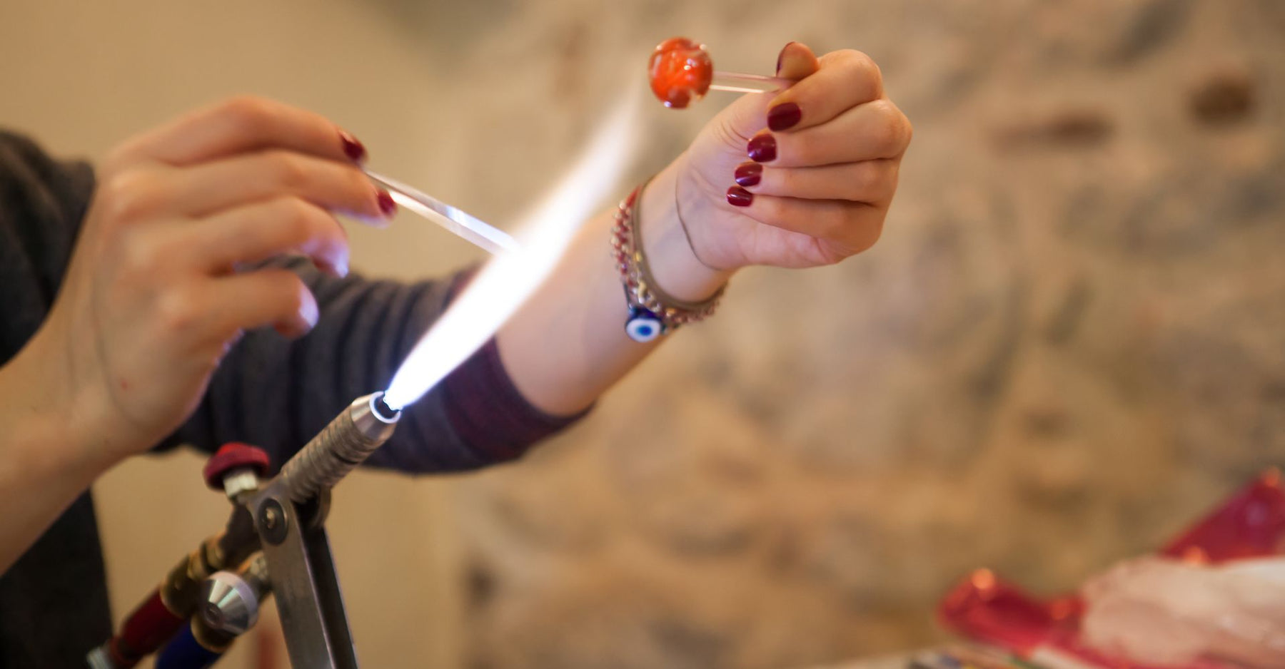 The Beauty of Handcrafted Glass: Supporting Local Artisans in the Smoke Shop Industry