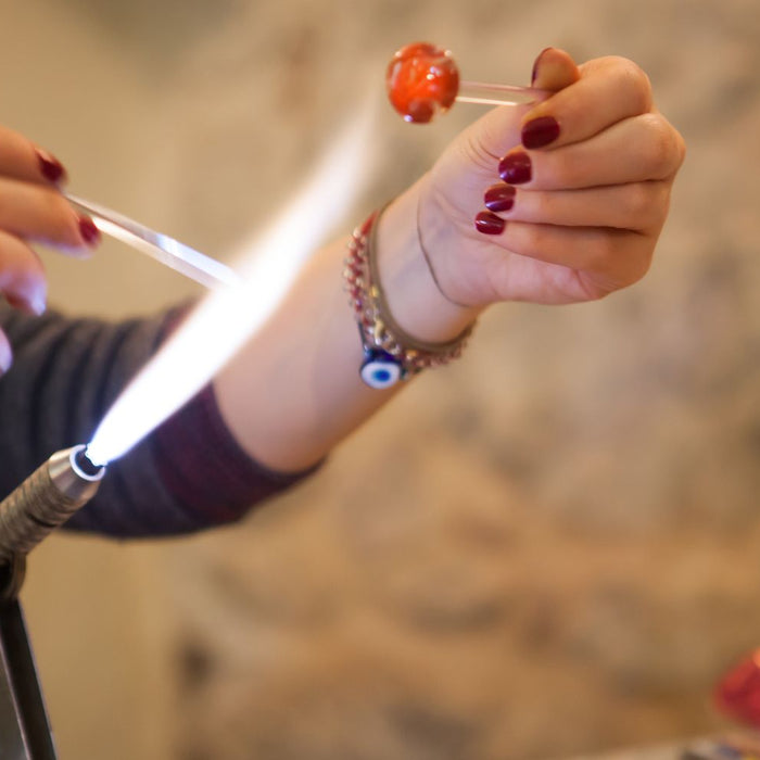 The Beauty of Handcrafted Glass: Supporting Local Artisans in the Smoke Shop Industry